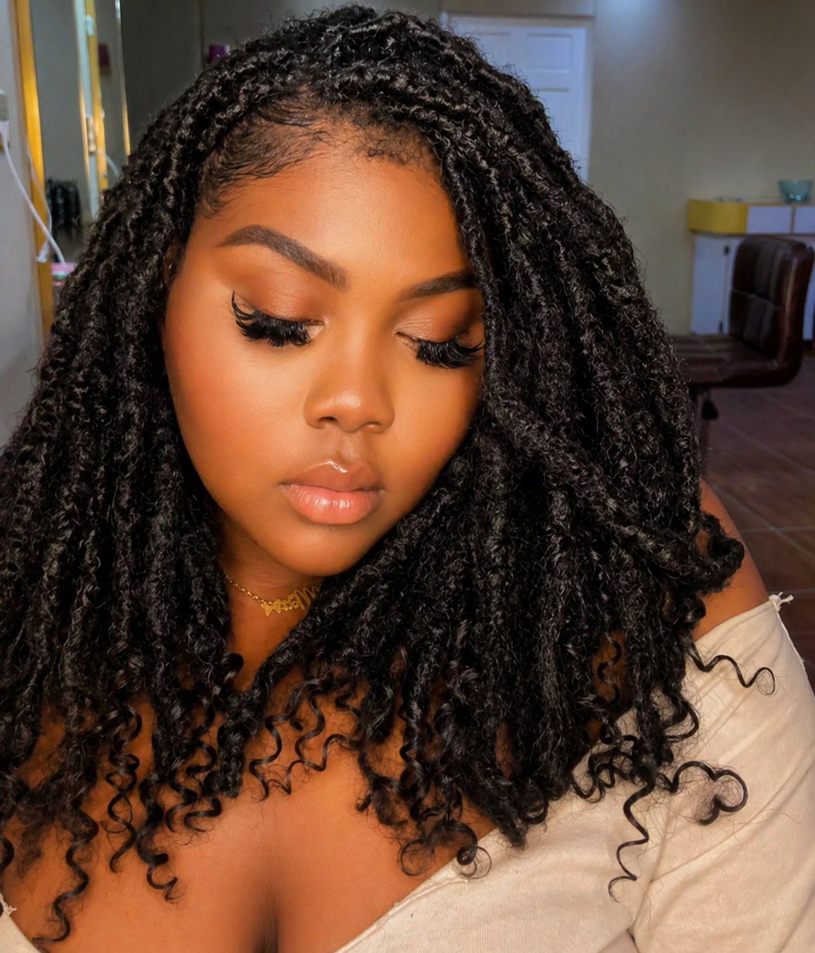 Loxx by Moii natural hair specialist